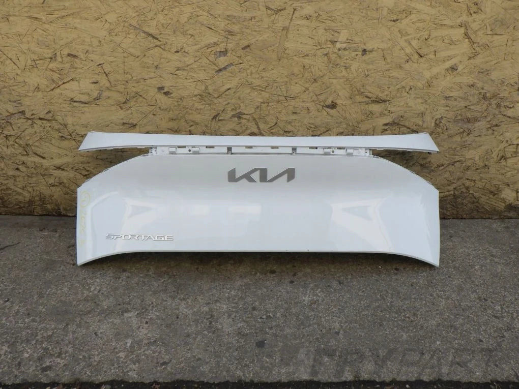 KIA SPORTAGE V 5 21- Trunk Lid Trim Strip