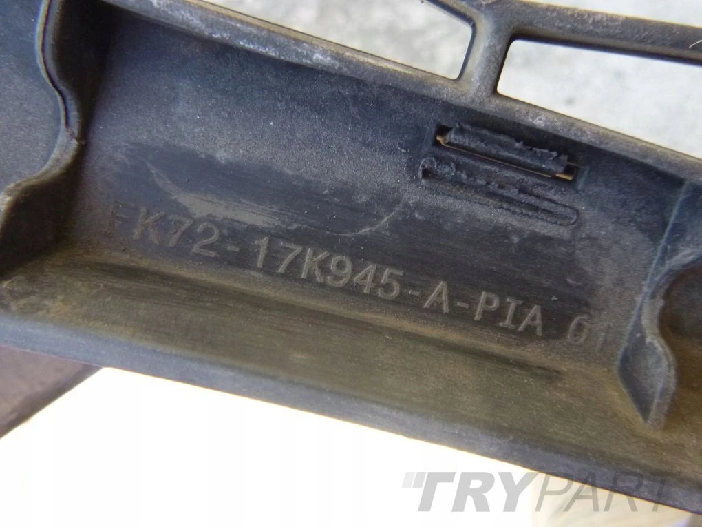 DISCOVERY SPORT LANDMARK Front Bumper Center Trim
