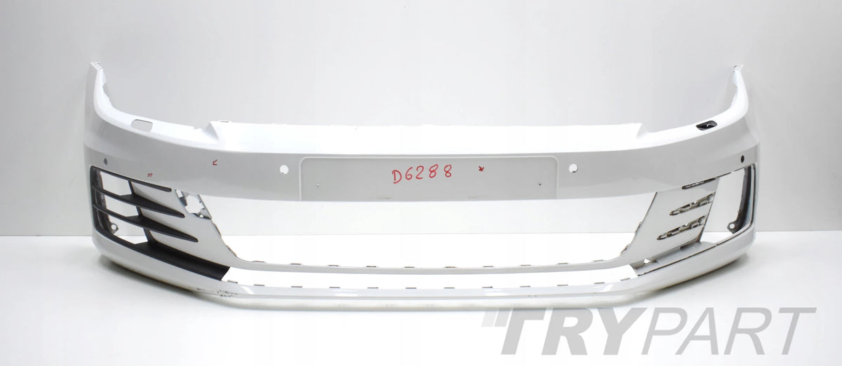 VW SCIROCCO 1K8 FRONT BUMPER ORG + GRILLE