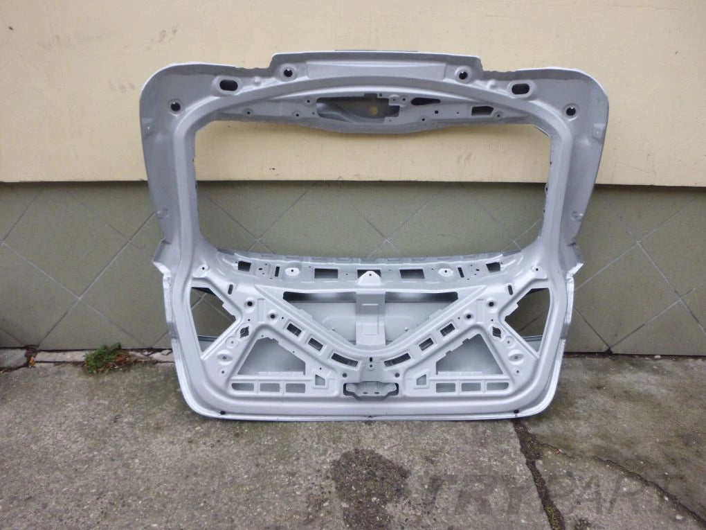 BMW 2 F45 Rear Tailgate