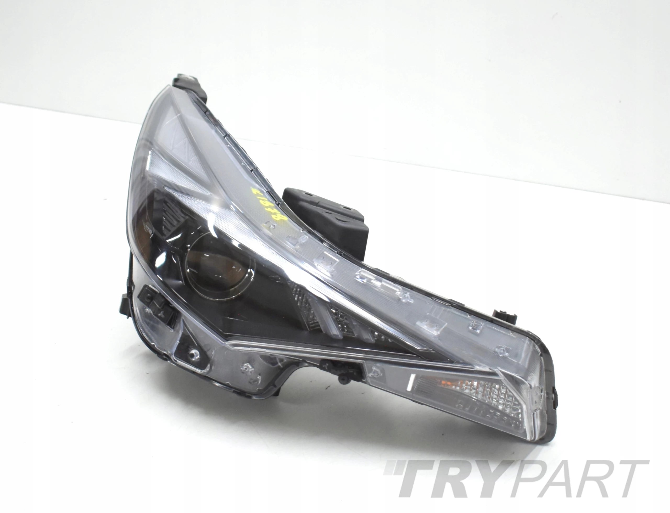 HYUNDAI ELANTRA VII HEADLIGHT RIGHT FRONT ORG EU