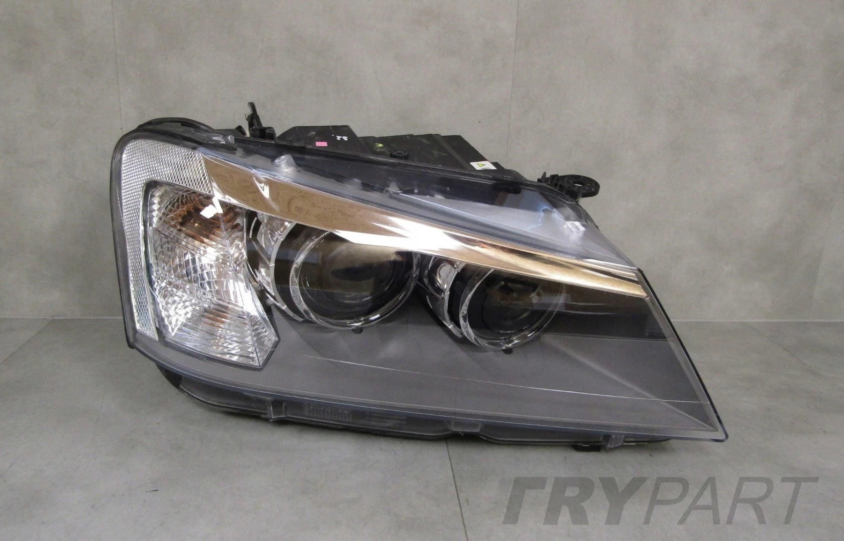 BMW X3 F25 Xenon Headlight (Non-Swiveling) 10-14 RH Right