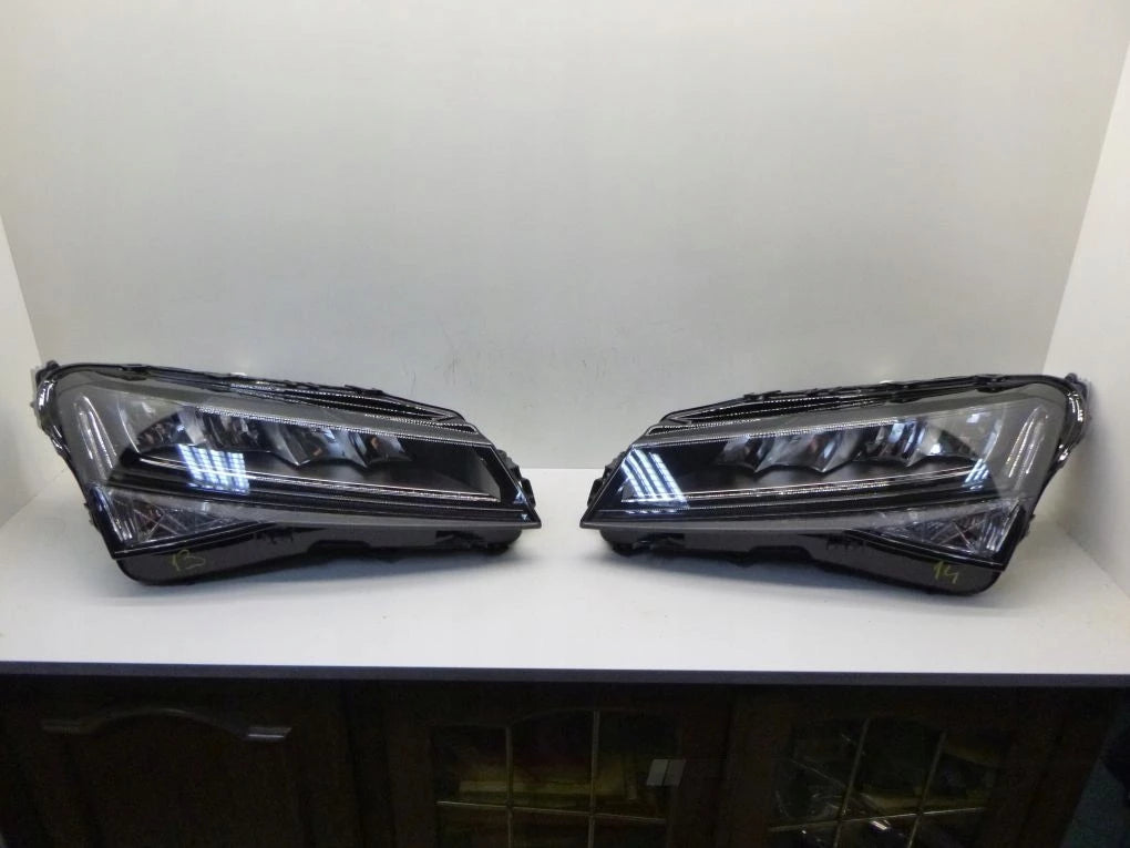 SKODA SUPERB LIFT III 3V0 3V1 FULL LED RIGHT