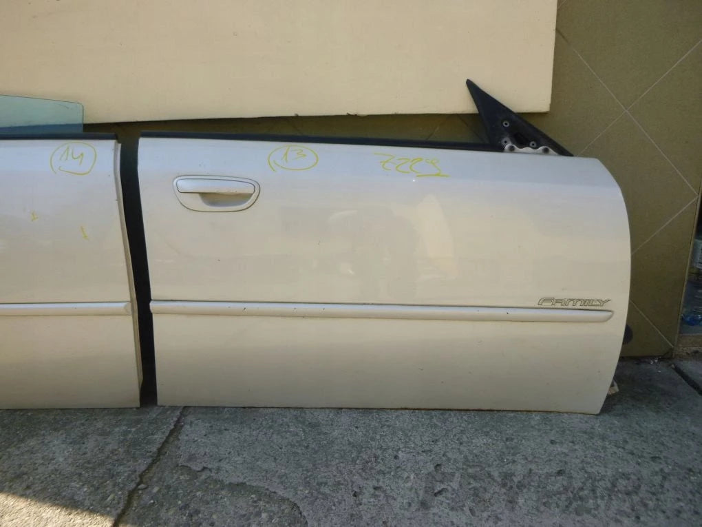 SUBARU LEGACY IV 4 DOOR RIGHT REAR FRONT