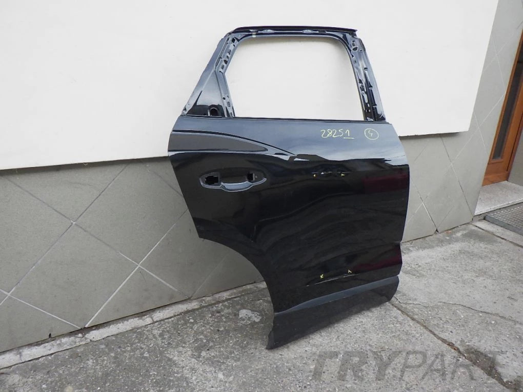 AUDI Q3 18- 83F SPORTBACK II RIGHT REAR DOOR