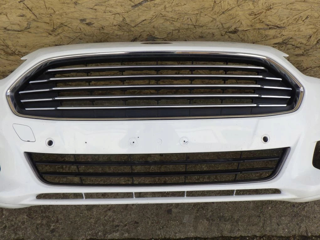 FORD MONDEO MK5 5 V 6xPDC 14- Front Bumper