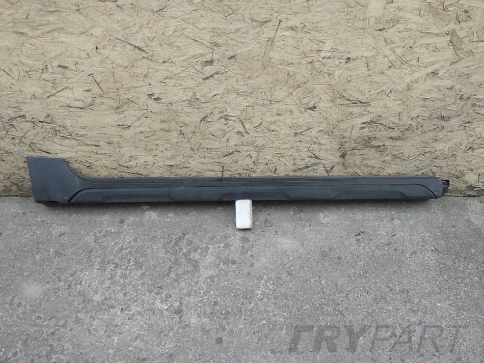 DACIA DUSTER II 2 17- Right Side Sill Trim