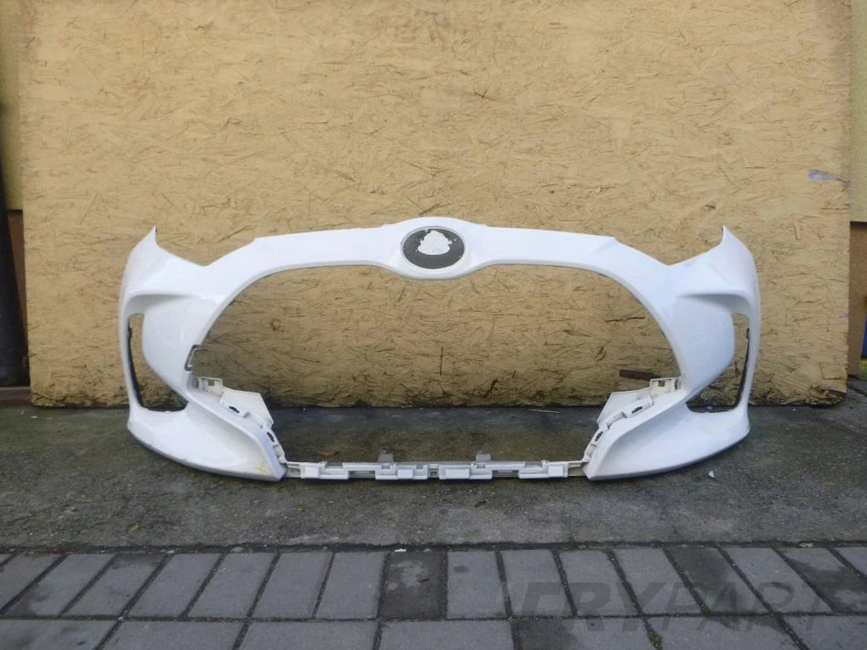 TOYOTA YARIS 4 IV 20- Front Bumper