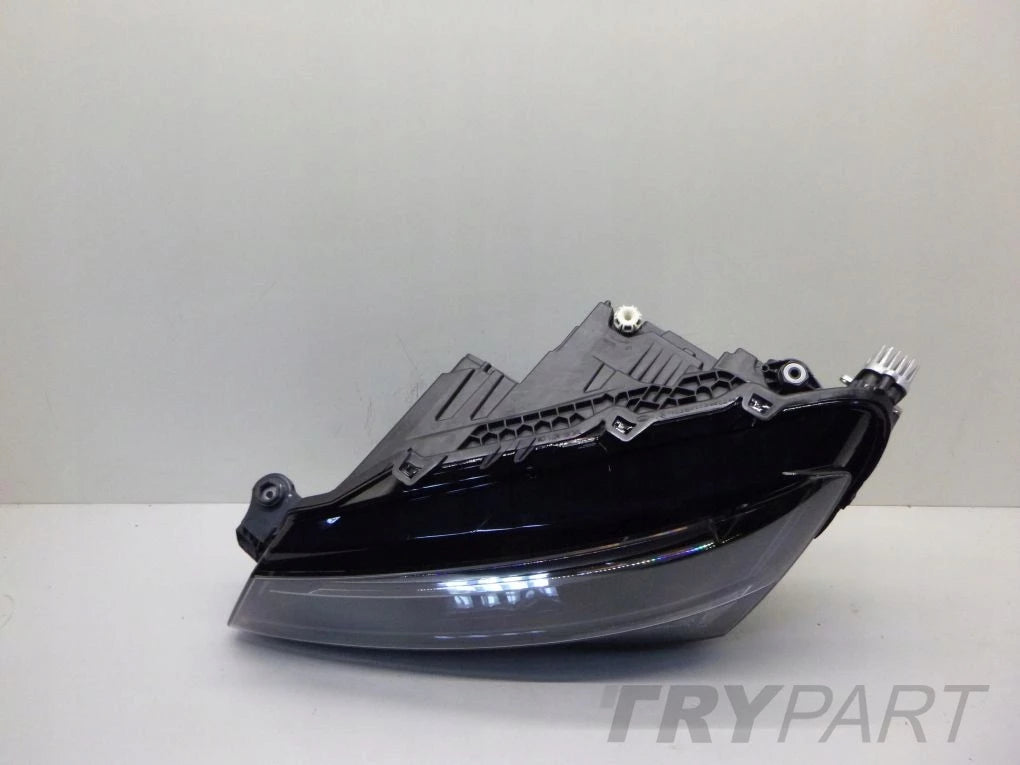 SKODA SUPERB LIFT III 3V0 3V1 FULL LED RIGHT