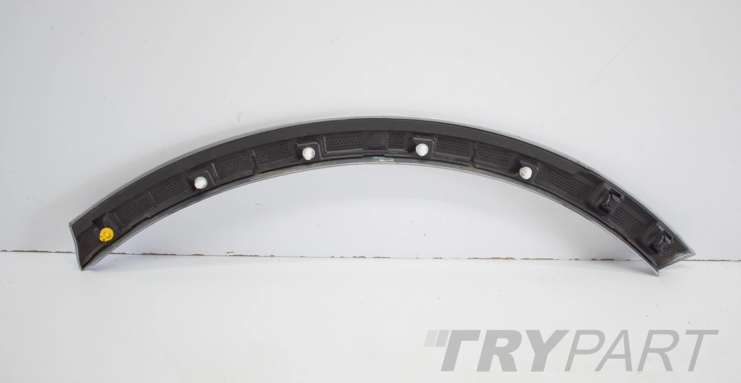 AUDI Q7 II 4M0 RIGHT REAR FENDER TRIM ORIGINAL