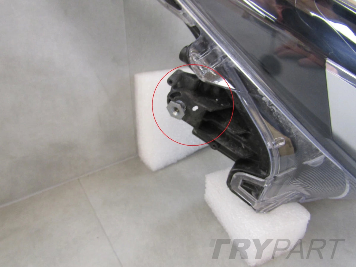 HEADLIGHT TOYOTA COROLLA E21 SEDAN STANDARD LENS 18- RH 8111002T31-00