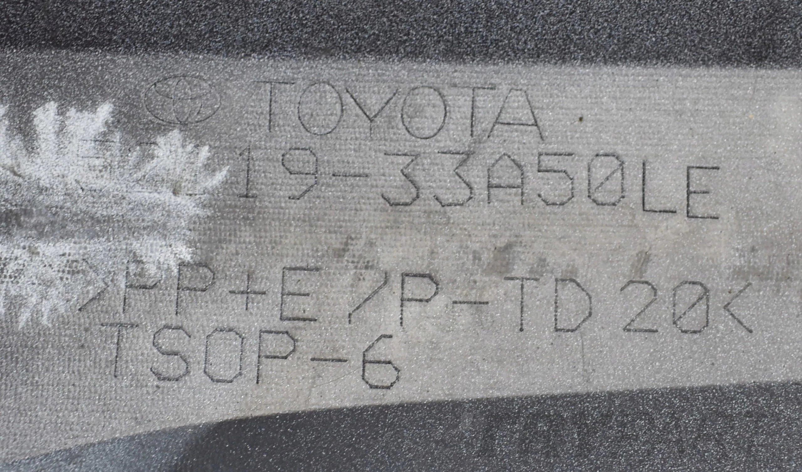 TOYOTA CAMRY VIII FRONT BUMPER ORG 17+