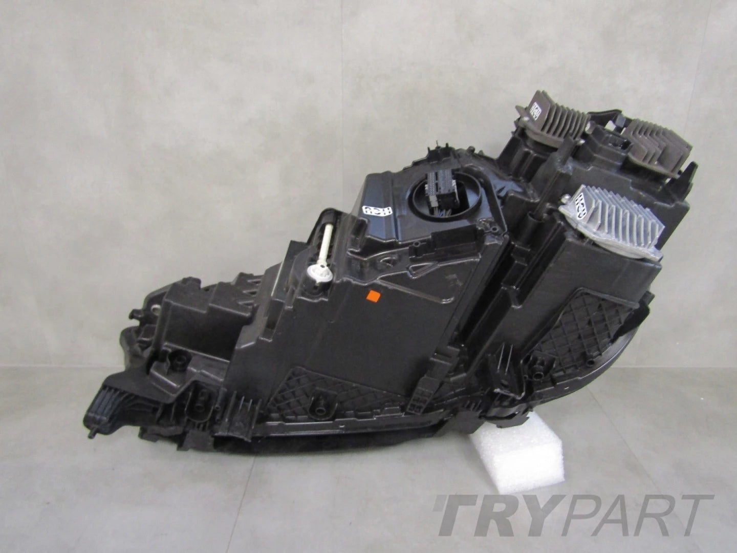 BMW IX I20 LASER 21- HEADLIGHT RH RIGHT 5A3CEA2-04