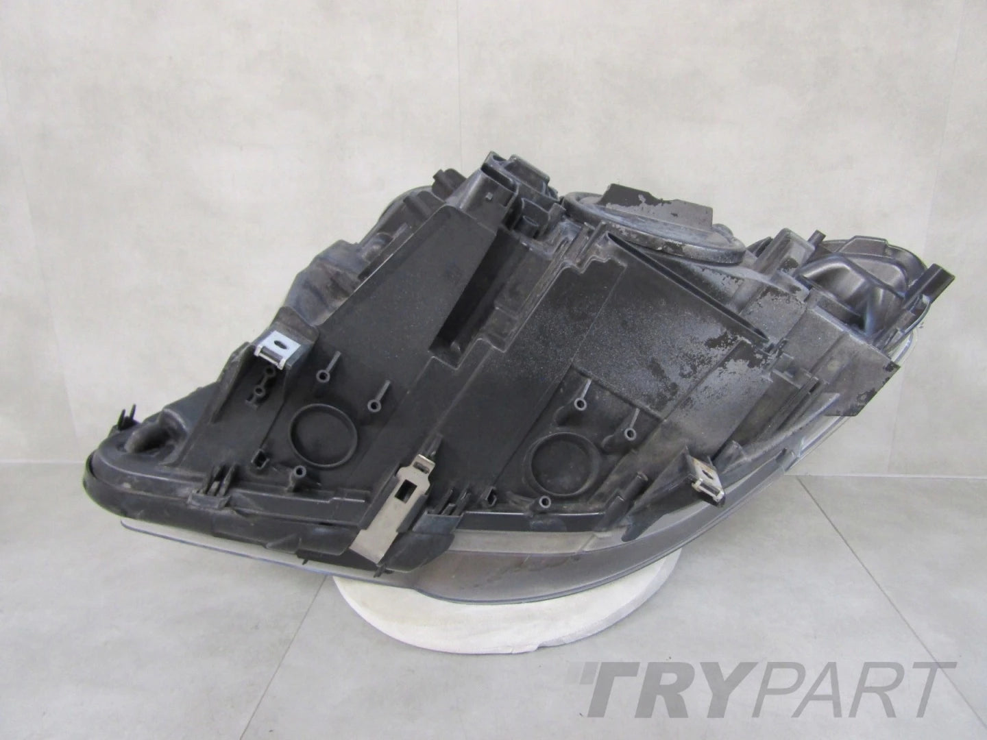 BMW 5 F10 F11 Headlight STANDARD LENS 10-13 RH RIGHT 7203240