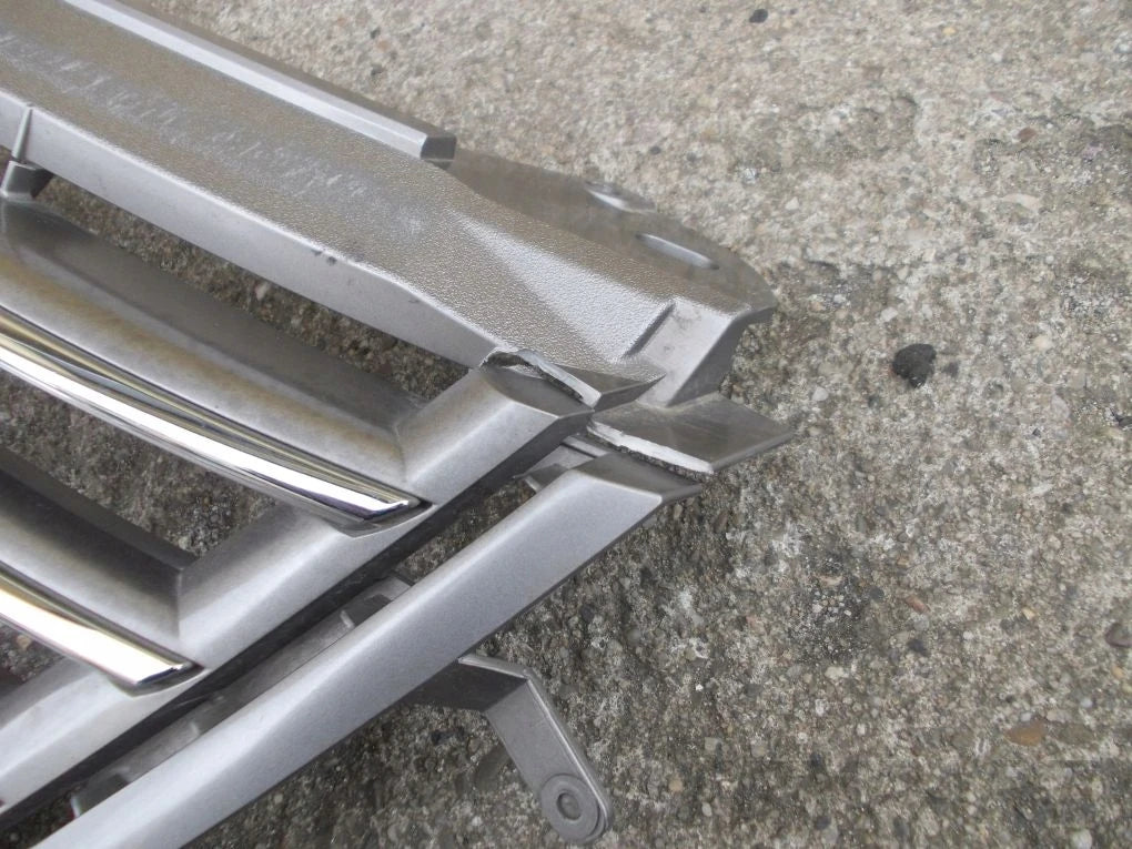 TOYOTA LAND CRUISER 150 grill