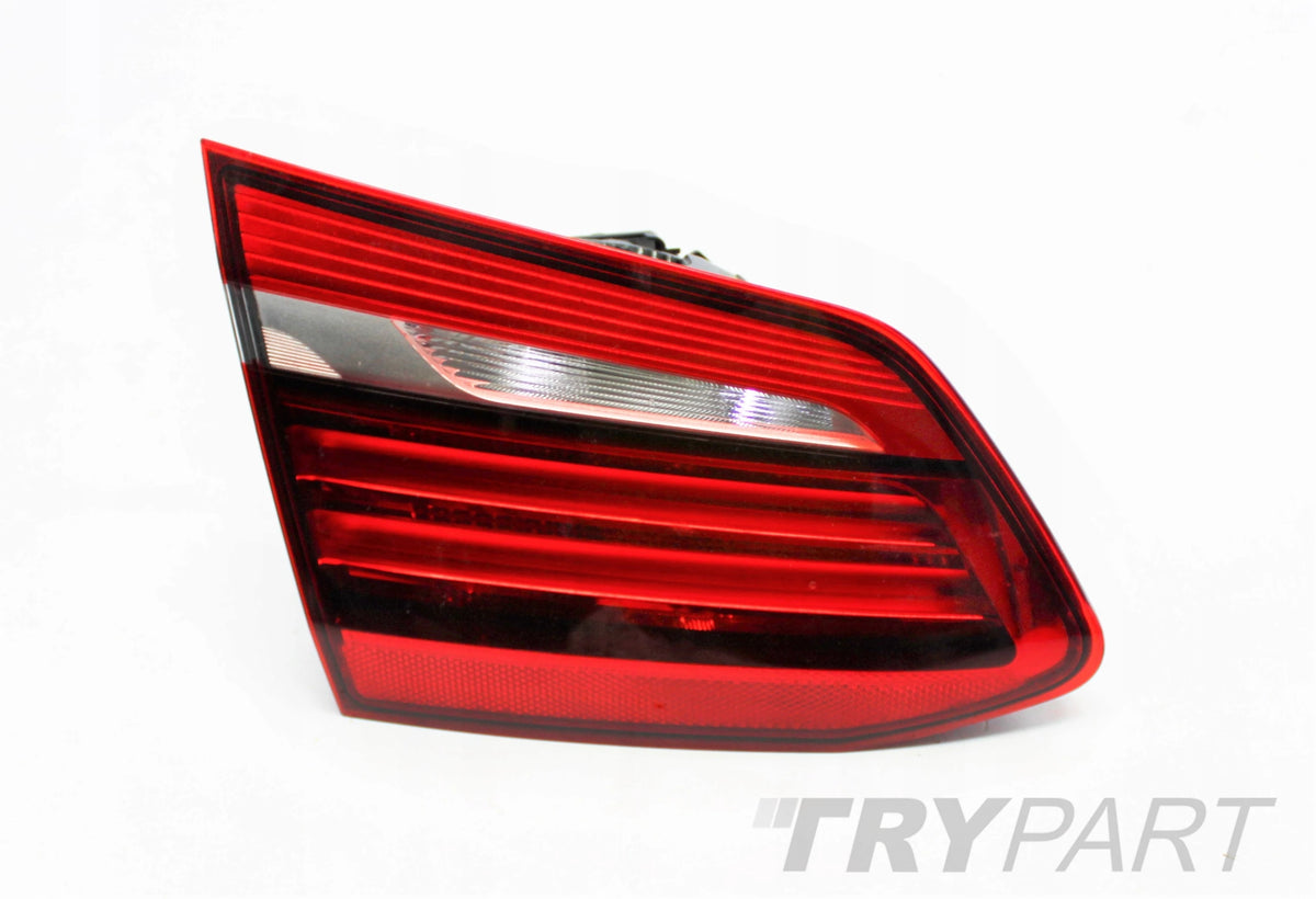 BMW 2 F45 LEFT REAR LIGHT IN TAILGATE ORG EU