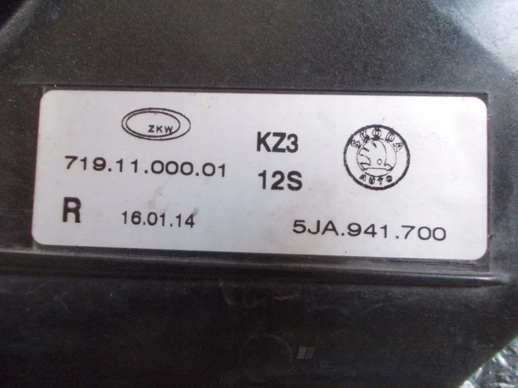 SKODA OCTAVIA III 3 Halogen