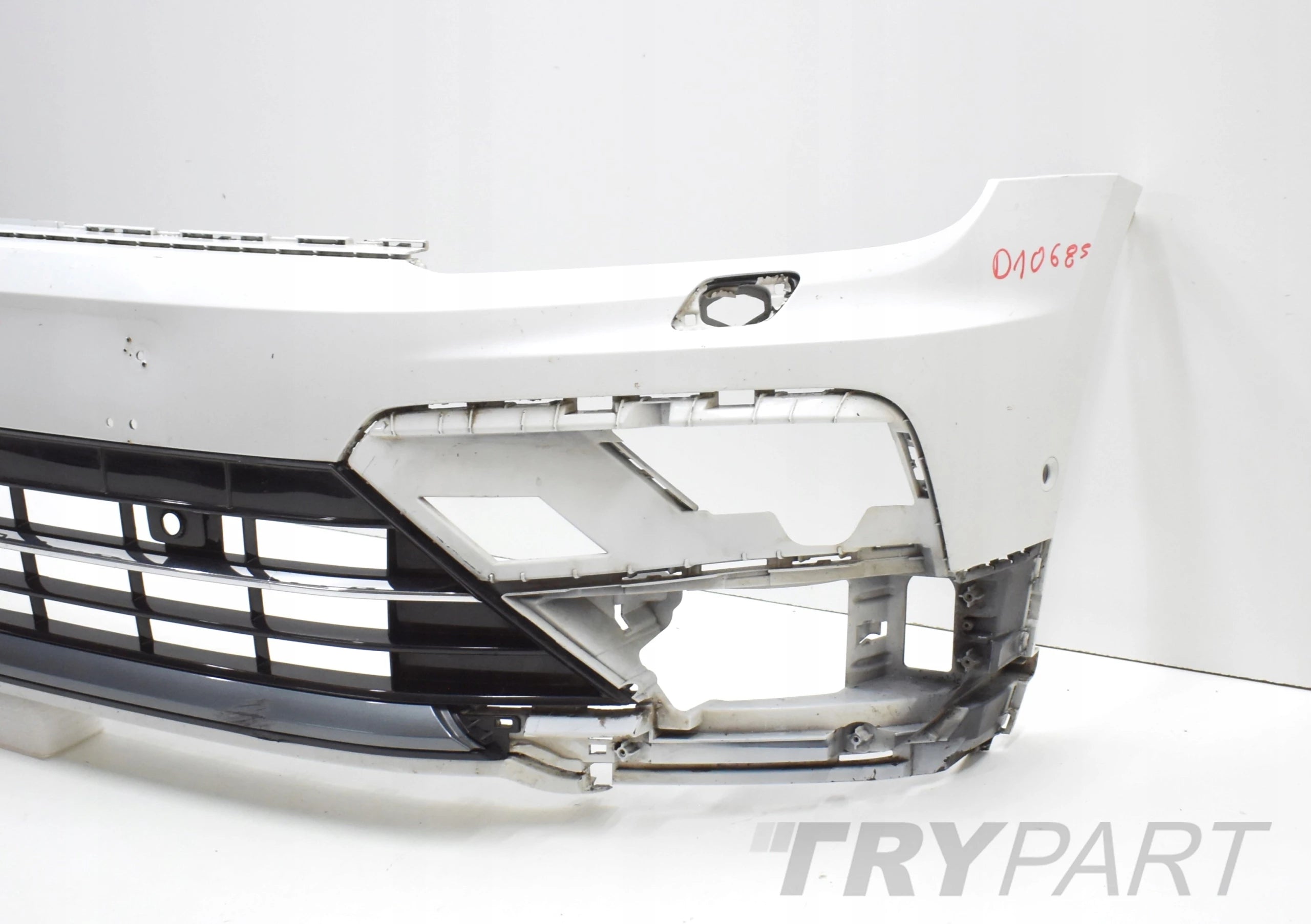 VW TIGUAN II 5NA R LINE FRONT BUMPER ORG