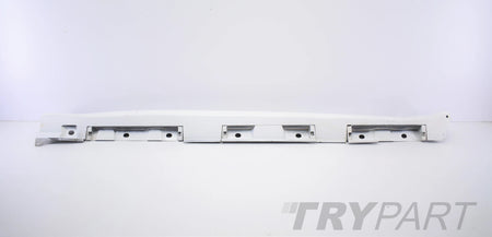 TOYOTA AVENSIS T27 RIGHT SILL MOULDING ORG
