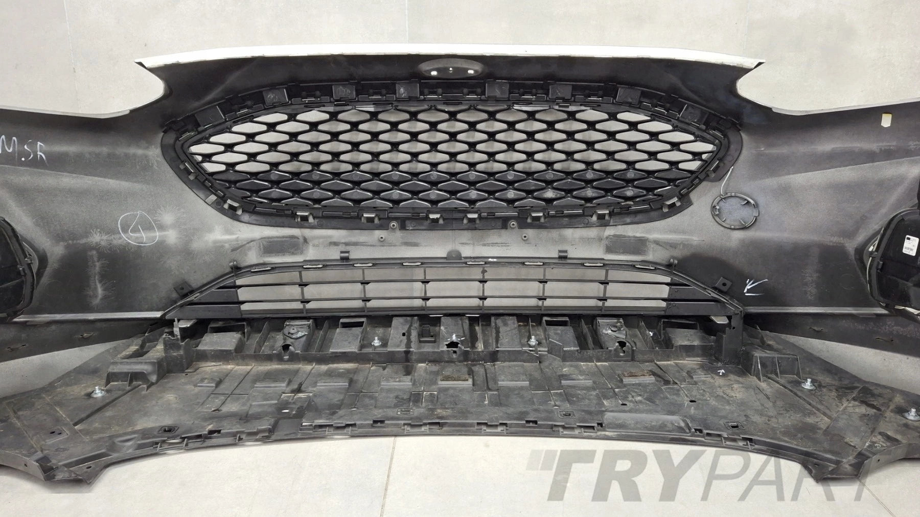 Front Bumper Ford Fiesta Mk8 VIII ACTIVE 17-21 / + Cover + Fog Light