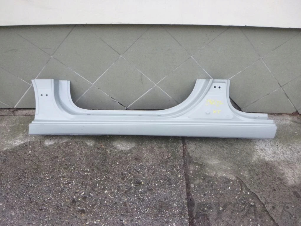 HYUNDAI ELANTRA 16- Left Pillar Trim