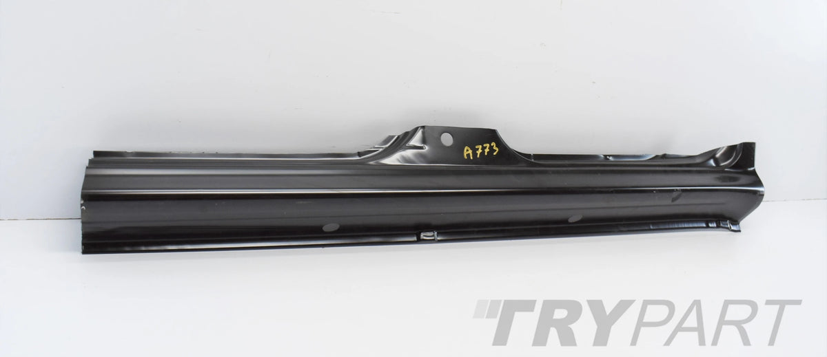 SKODA OCTAVIA I 1U0 LEFT SILL HOUSING ORG NEW
