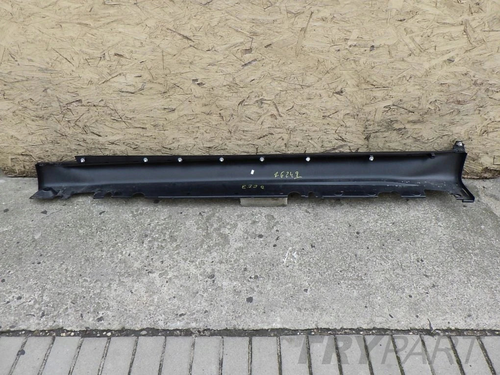 BMW X5 E70 06- Side Skirt Trim Right Left Frame