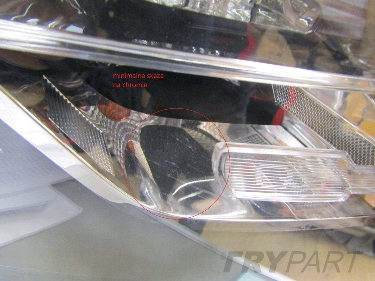 AUDI Q5 8R0 08-12 HEADLIGHT XENON ACTIVE RH RIGHT