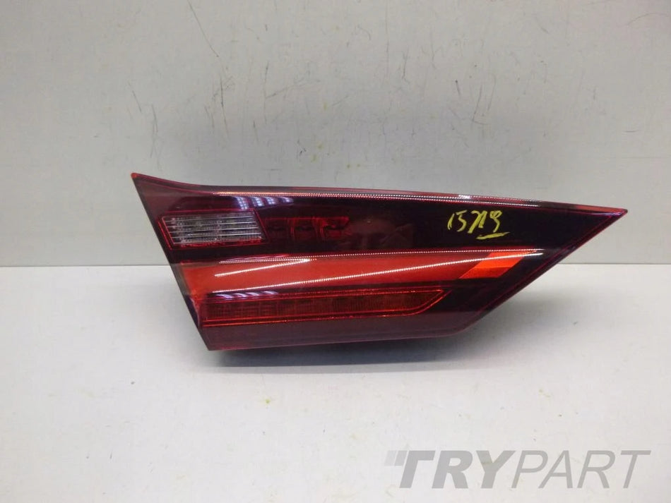 BMW 1 F40 2019- left rear lamp