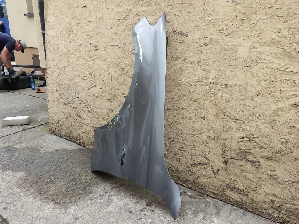MERCEDES C KLASA 205 2014- Left Front Fender