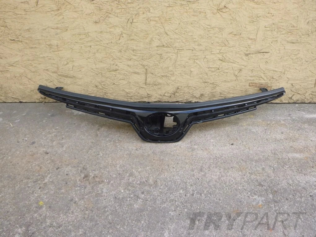 TOYOTA COROLLA E21 SEDAN 18- Grille Trap