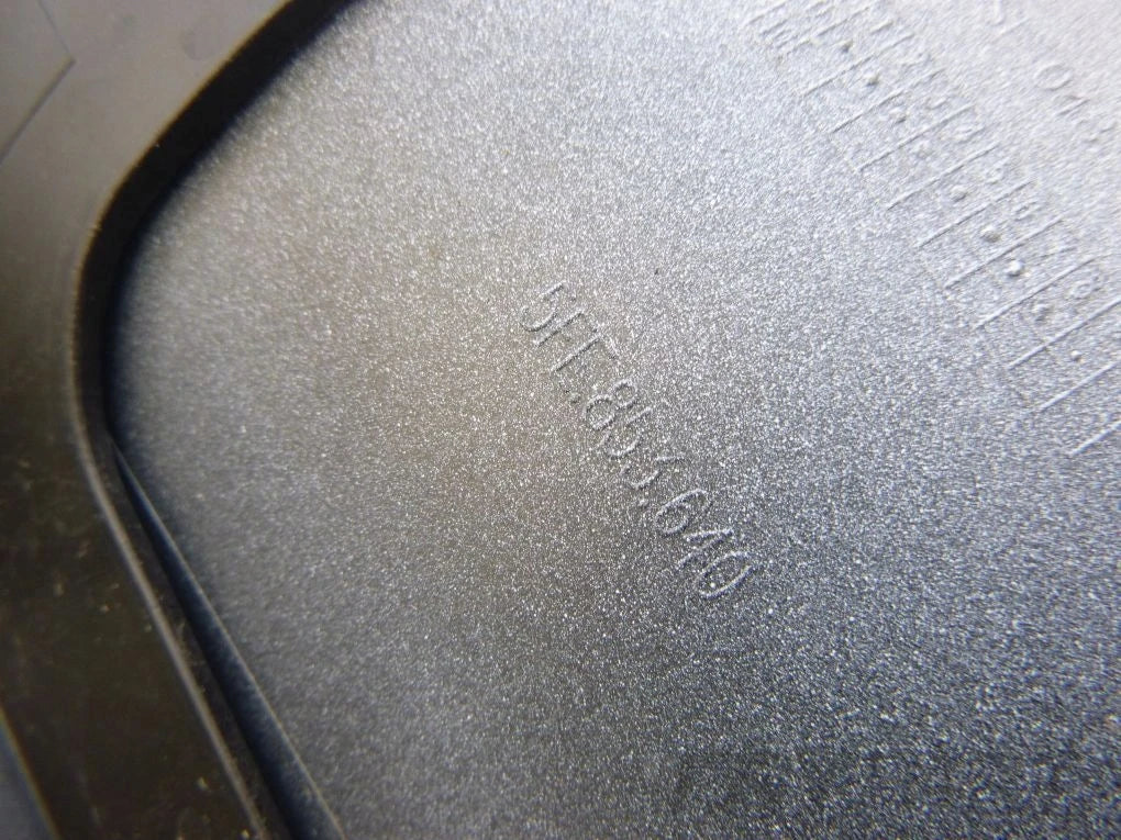 SEAT LEON IV 5FE rear flap bezel