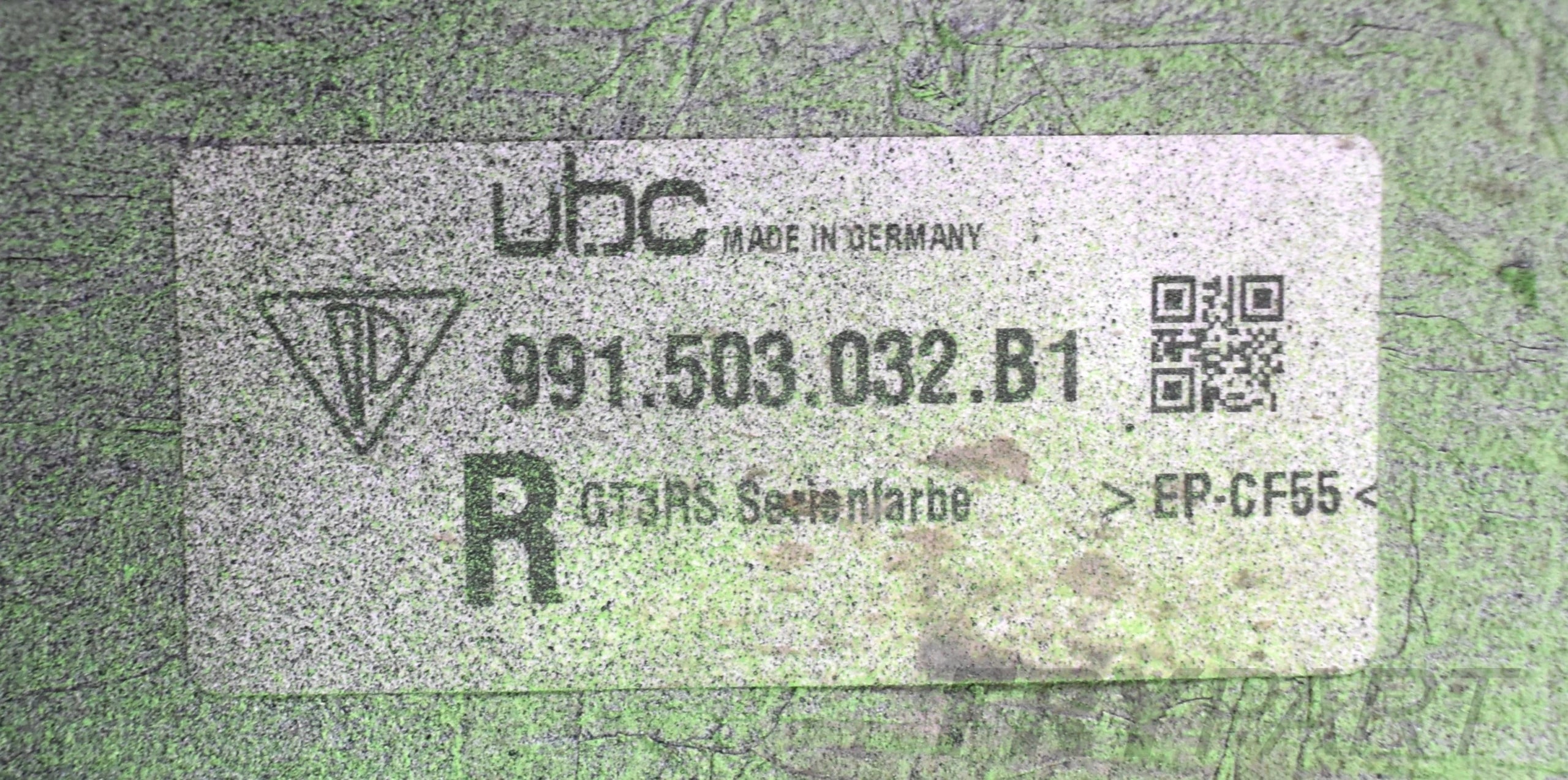 PORSCHE CARRERA 911 991 GT3 RS LIFT FRONT RIGHT FENDER CARBON ORG