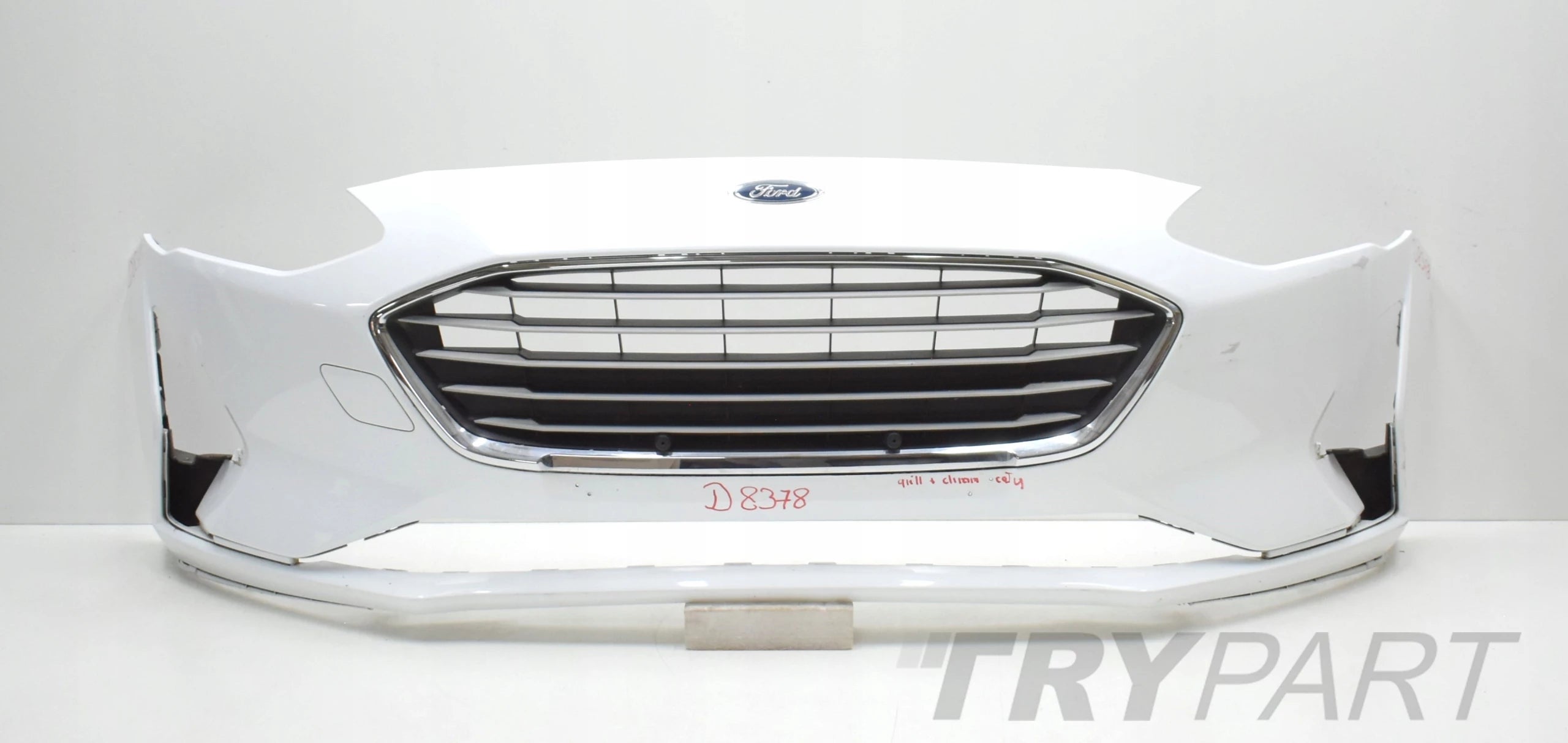FORD FOCUS MK4 FRONT BUMPER ORG + GRILLE