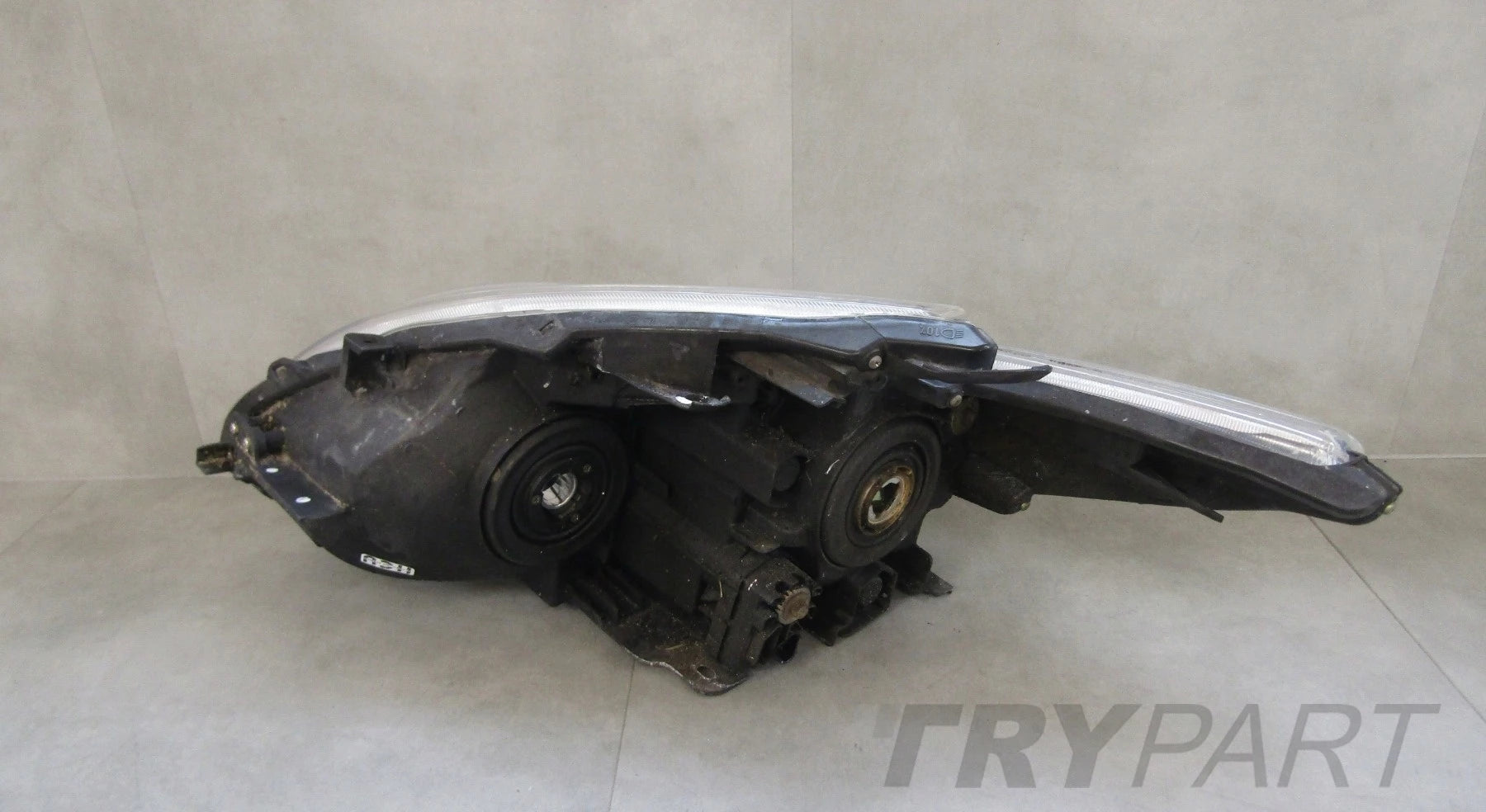 HEADLIGHT TOYOTA PRIUS III 3 REGULAR LENS 09- RH RIGHT