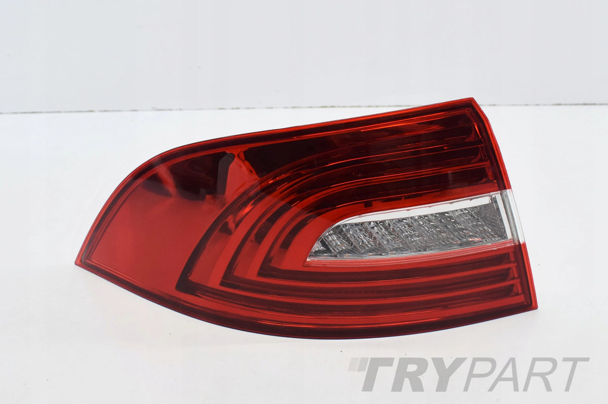 SKODA SUPERB II LIFT 3T LEFT REAR LAMP SEDAN