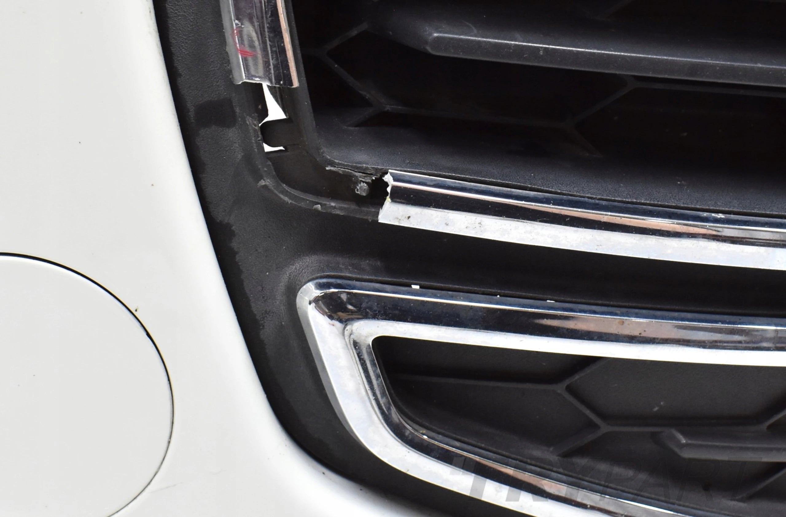 FORD ECOSPORT FRONT BUMPER ORIGINAL + BOTTOM
