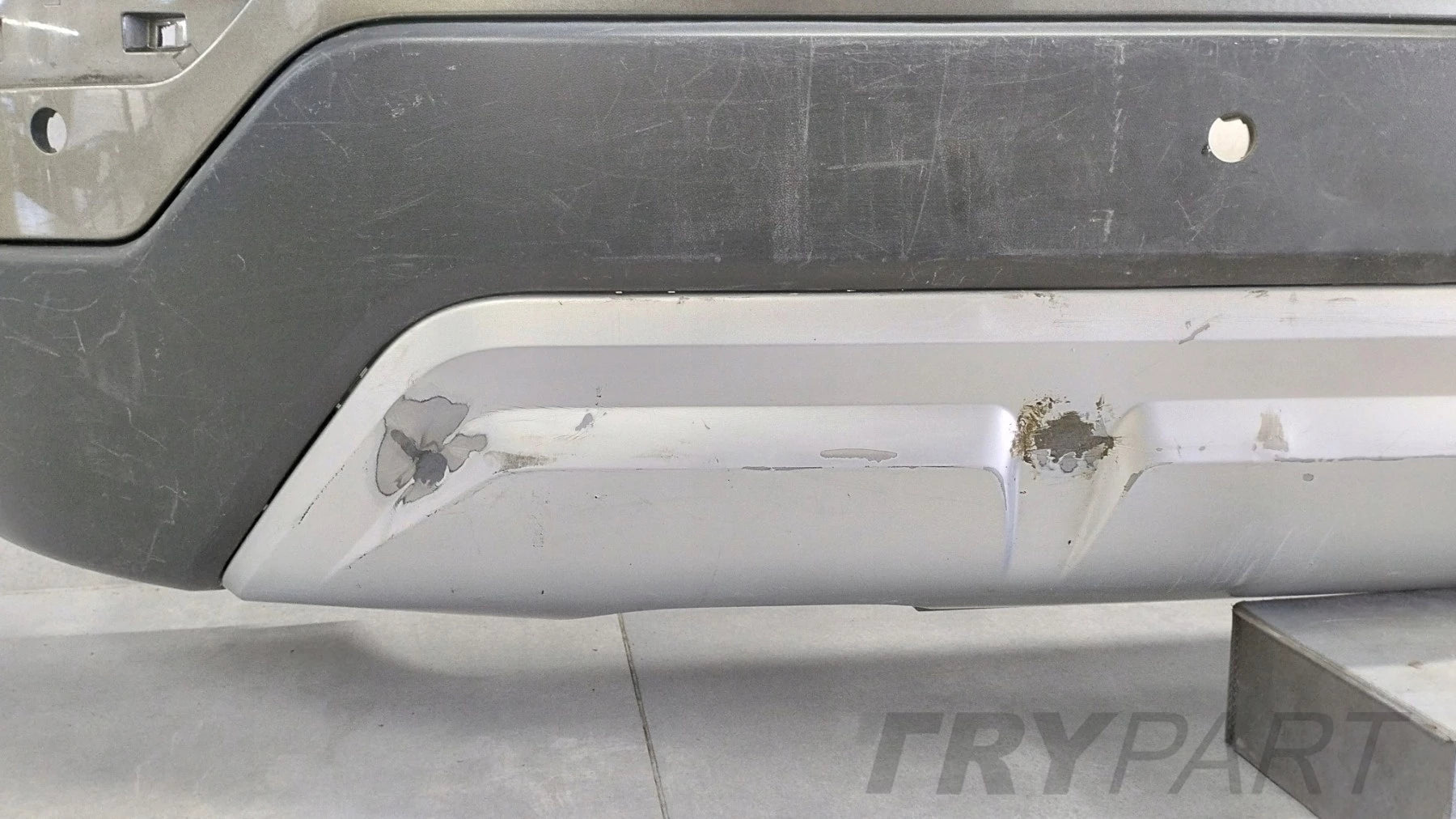 Skoda Yeti 5L6 Outdoor Lift Rear Bumper 13-17