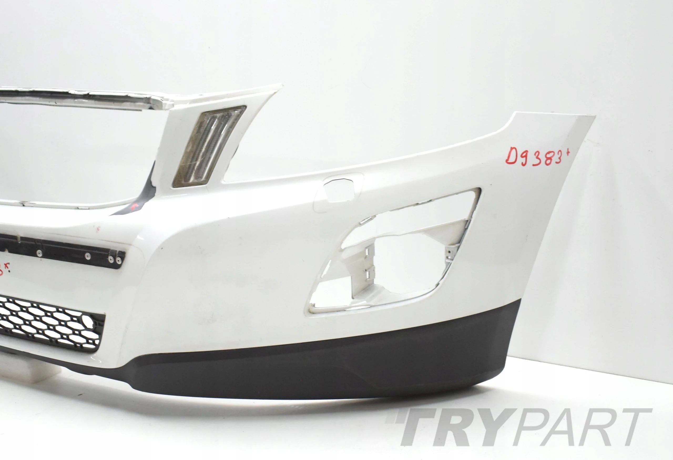 VOLVO XC60 XC-60 I FRONT BUMPER ORIGINAL + BOTTOM 08-13