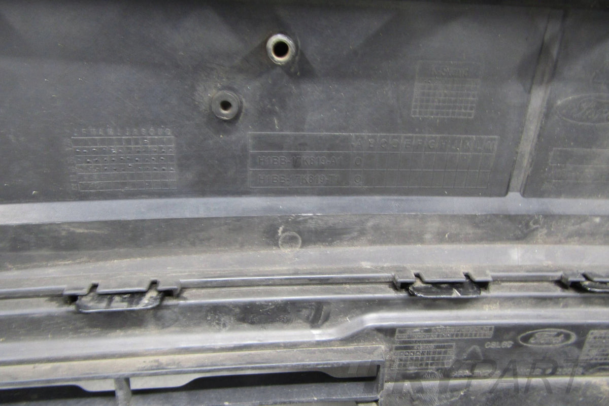 Front Bumper Ford Fiesta Mk8 VIII ST-Line 17-21 (+Undertray)
