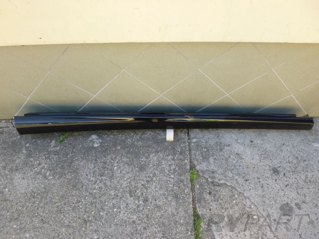 MERCEDES B KLASA 246 Right Door Sill Overlay Strip