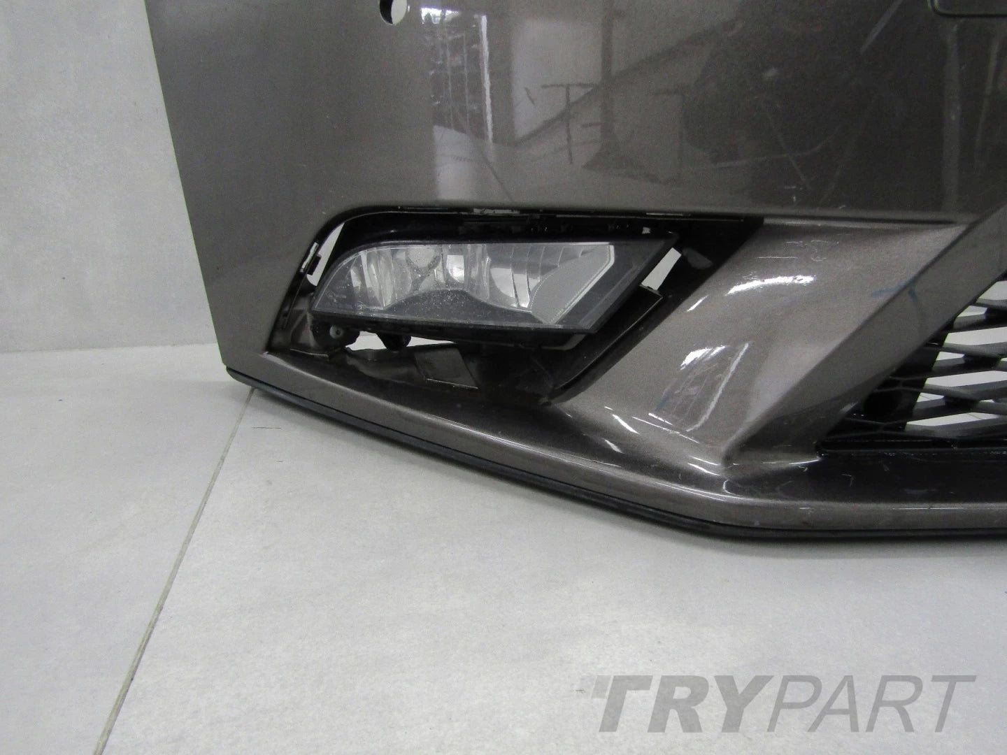 Front Bumper Seat Leon 3 III 5F0 12-16