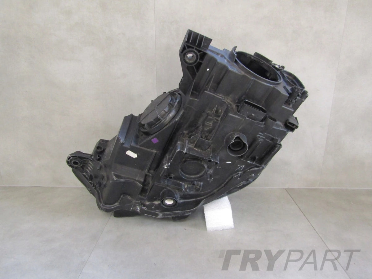 Audi A3 8V E-TRON LIFT XENON HEADLIGHT 16-20 RH 8V0941006H