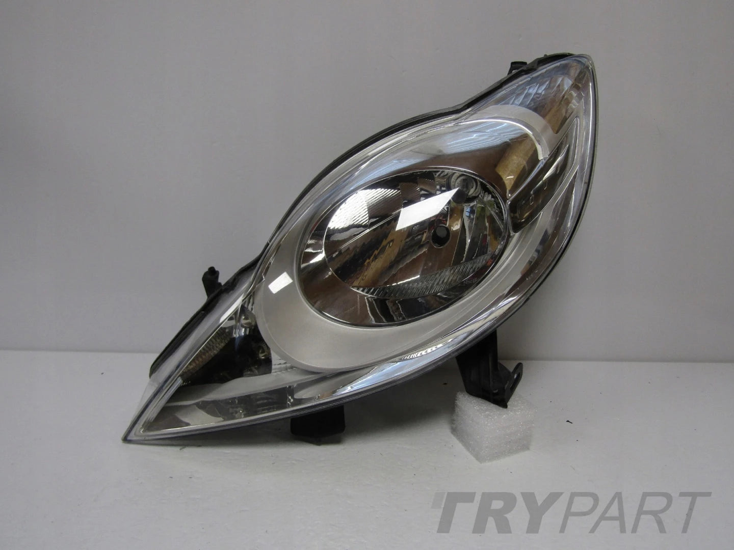 HEADLIGHT PEUGEOT 107 STANDARD 12- FACELIFT LH