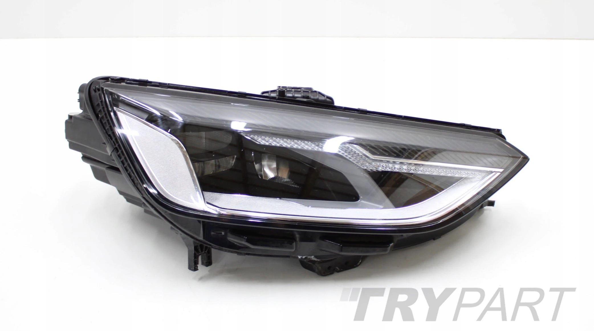 AUDI A4 B9 LIFT 8W0 RIGHT FRONT HEADLIGHT FULL LED ORG EU 8W0941012
