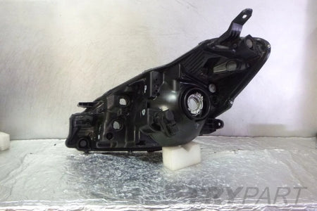 TOYOTA YARIS III LIFT 13- Right Headlight