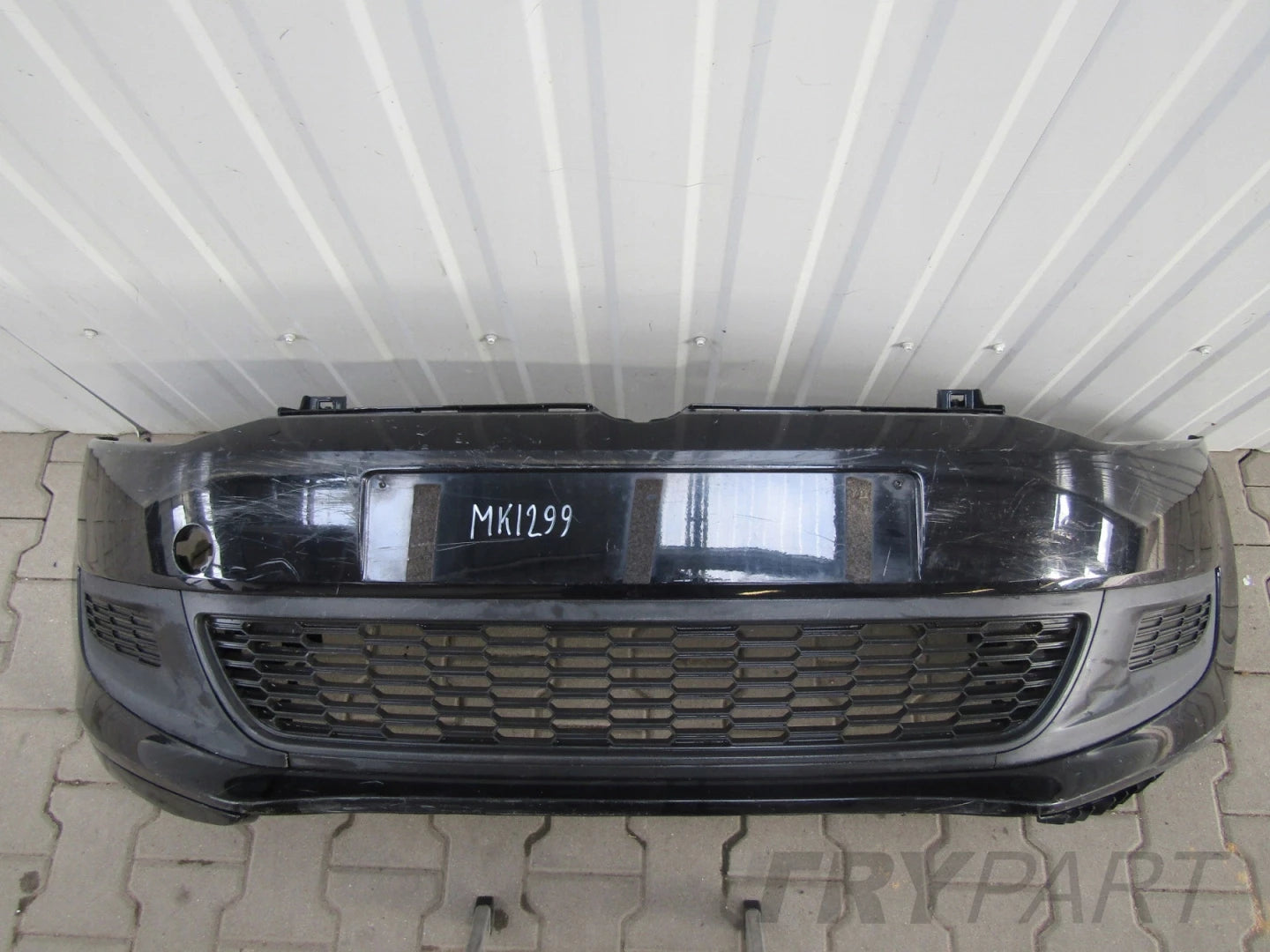Front Bumper VW Polo Bluemotion 6R0 5 V 09-14