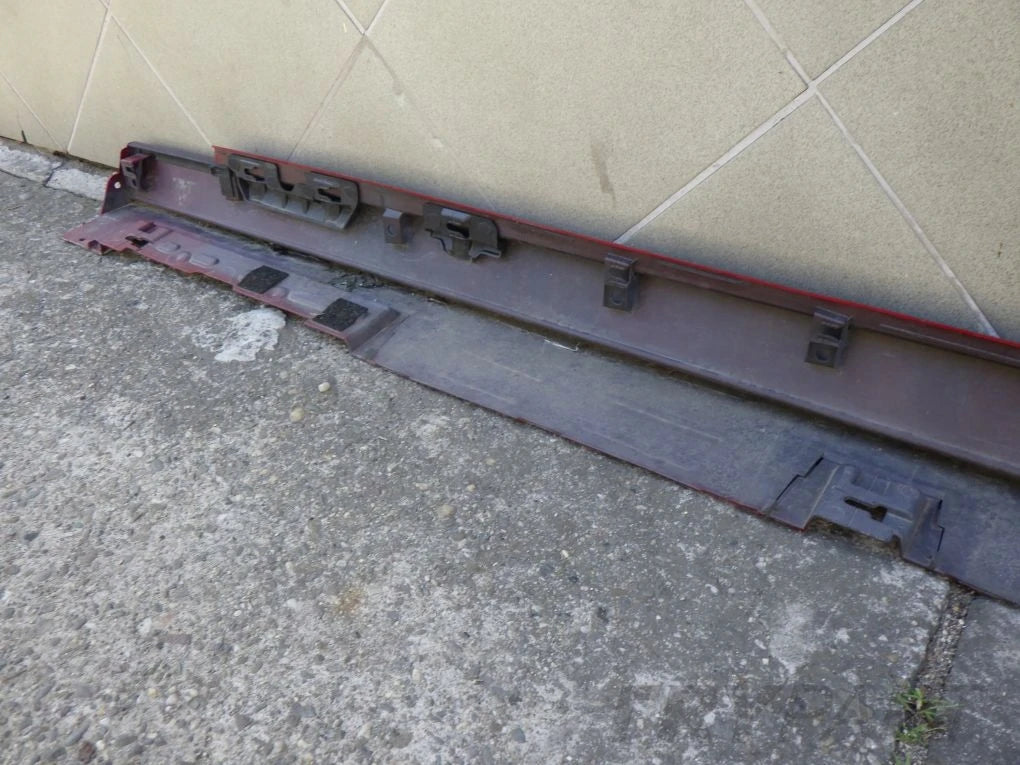 MAZDA 3 BP IV 20- Right Sill Molding