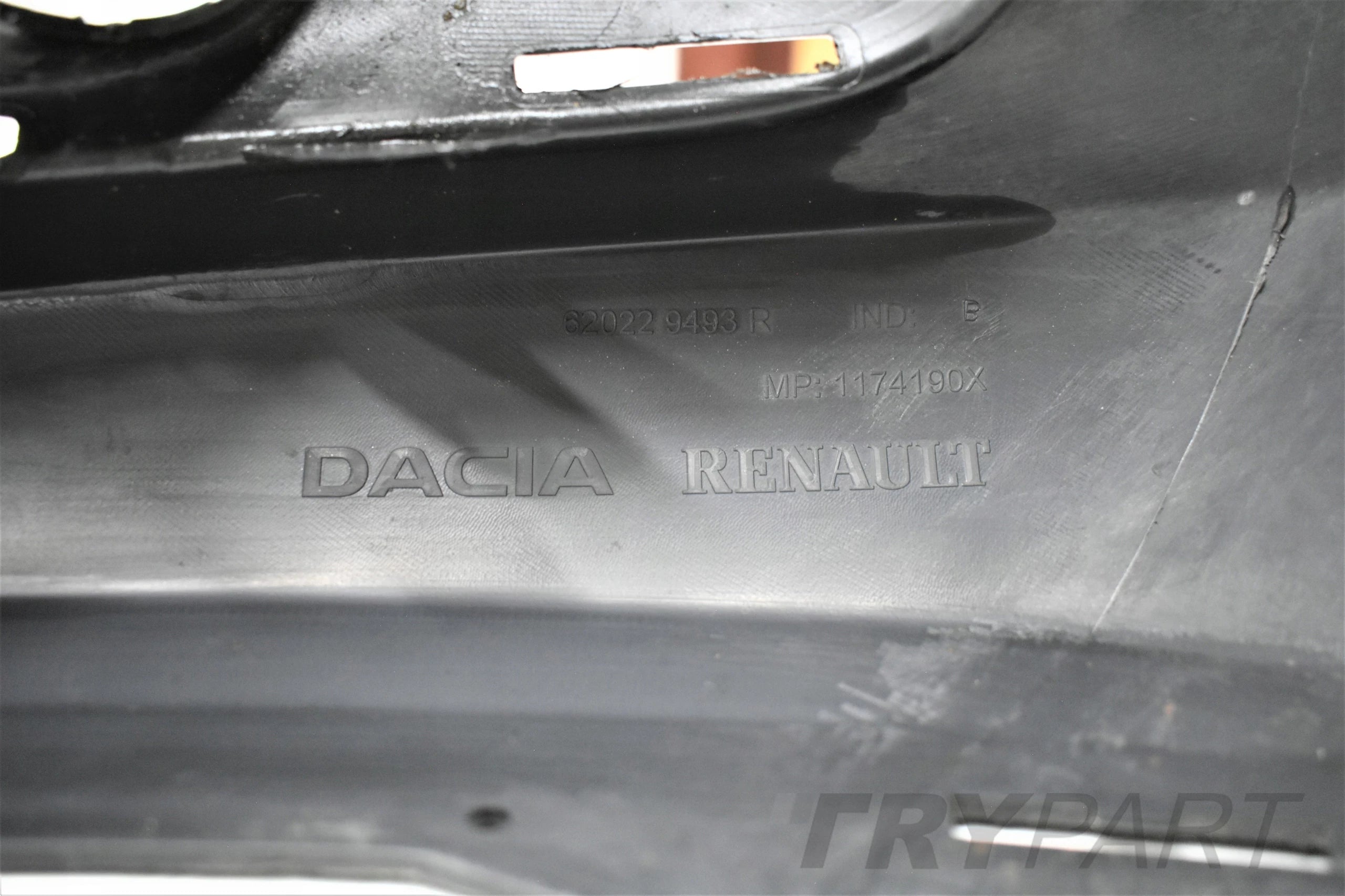 DACIA LOGAN SANDERO II STEPWAY FRONT BUMPER ORG