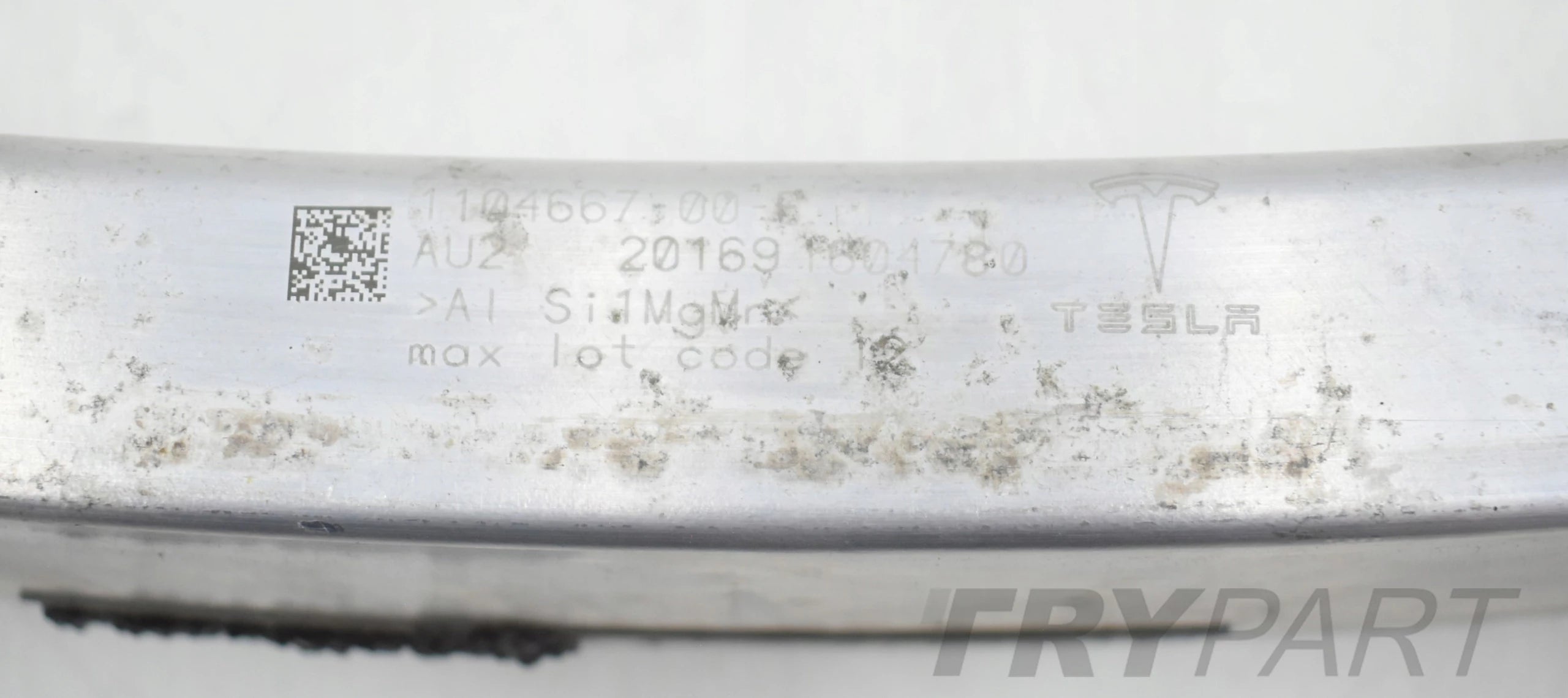 TESLA MODEL 3 FRONT BUMPER BEAM ORG 1104667-00